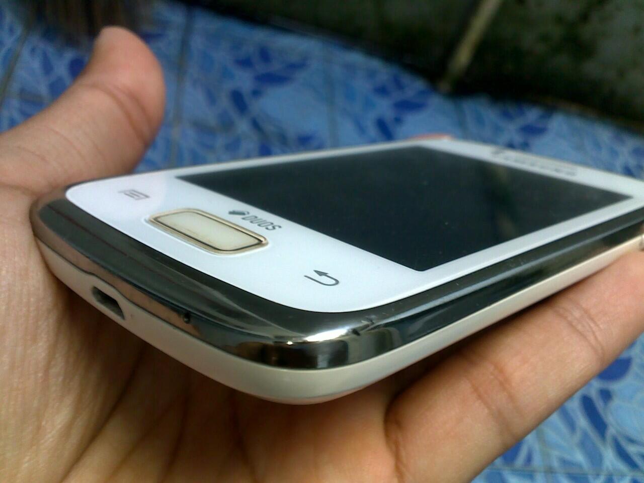 Galaxy Young DUOS,kondisi mulus, lengkap, normal, solo