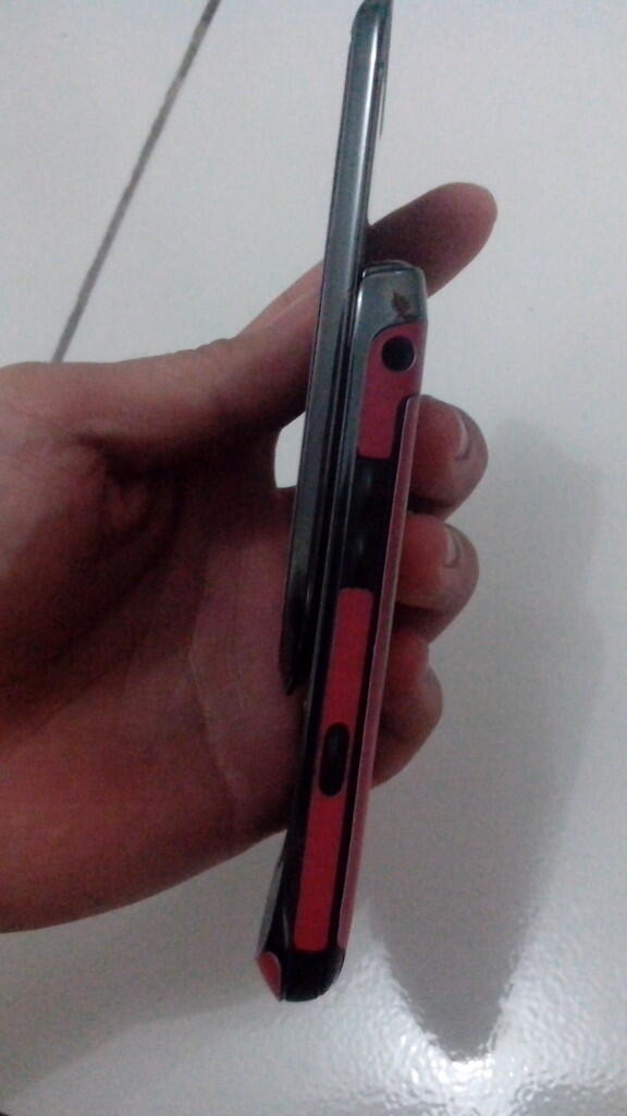JUAL BLACKBERRY TORCH 1 MURAH!!!!!