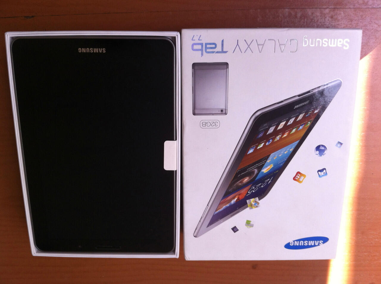 Dijual Samsung Tab 7.7 32GB