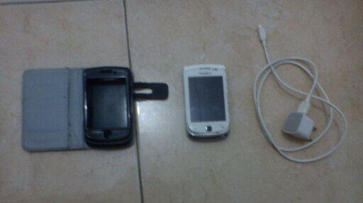 Blackberry Torch 1 White No Dus