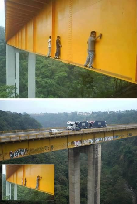 12 Photo Terbaik &quot;Orang-orang Nekat dan Super Berani&quot; Yang Diakui Dunia