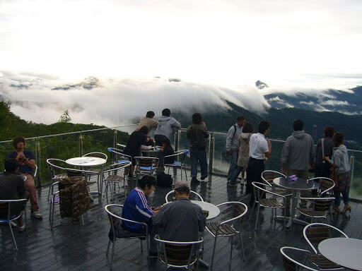 Unkai Terrace, Serambi di Atas Awan