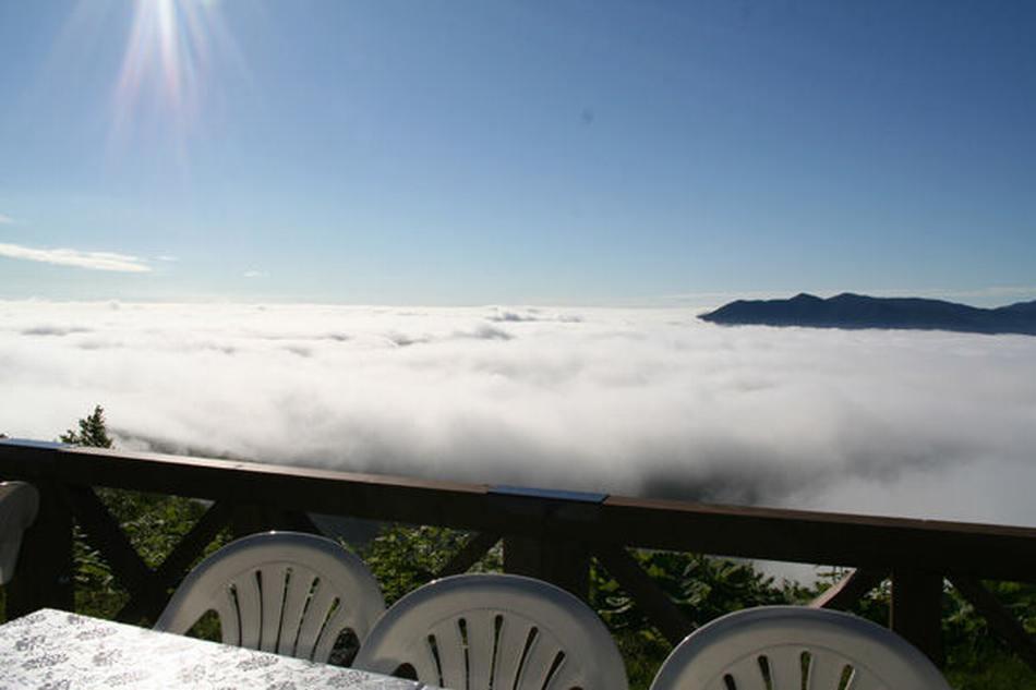 Unkai Terrace, Serambi di Atas Awan