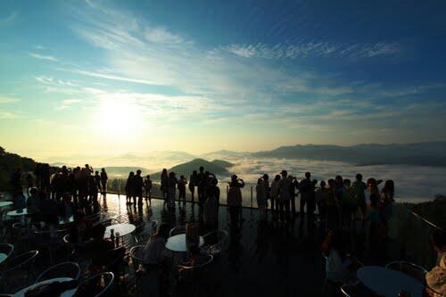 Unkai Terrace, Serambi di Atas Awan