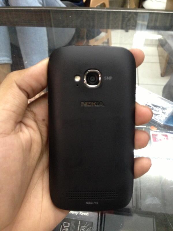 nokia lumia 710 black
