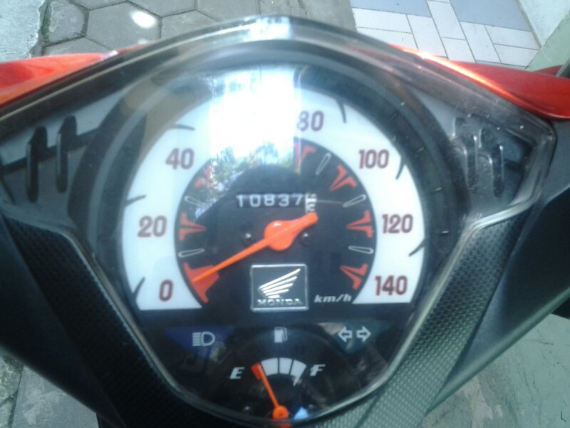jual cepat honda beat red thn 2011 akhir plat jakarta B