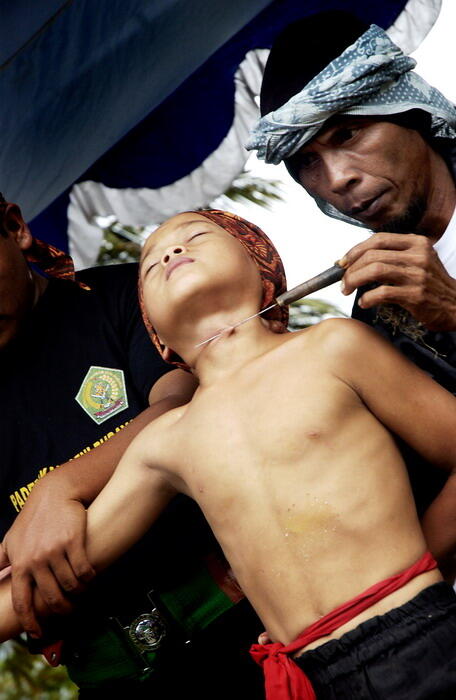 Sekilas Mengenal Kesenian Debus Banten