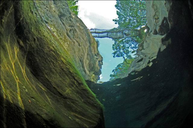 Subhanallah! Sungai Terjernih Di Dunia ! CEKIDOT GAN !