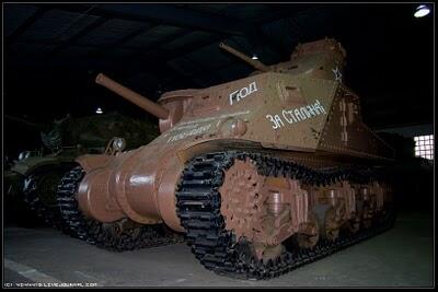 Tank-Tank Bekas Perang Dingin Uni Sovyet 