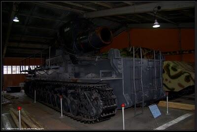 Tank-Tank Bekas Perang Dingin Uni Sovyet 
