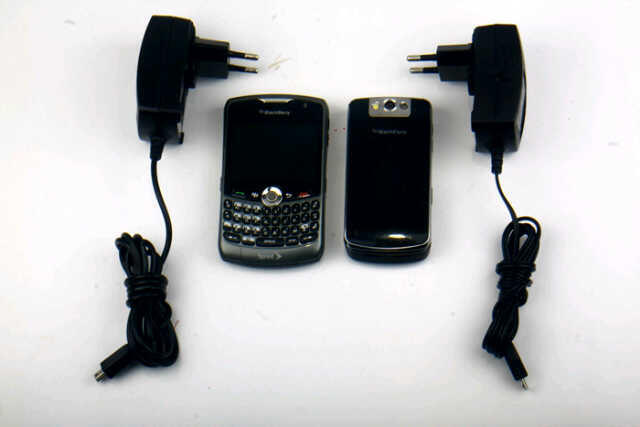 blackberry 8330 & 8230 cdma smartfren