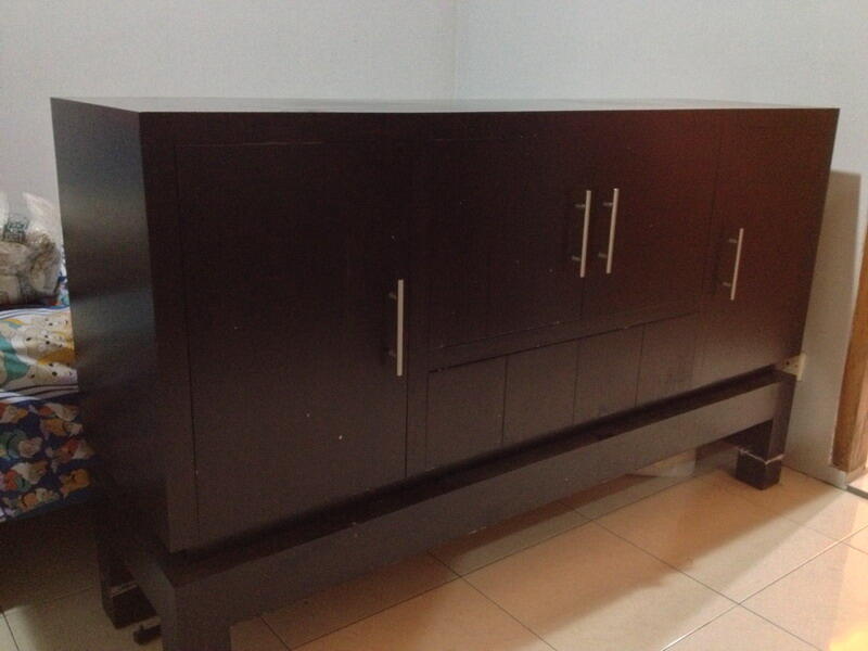 Terjual Jual Mebel Furniture kamar set nakas tempat tidur 