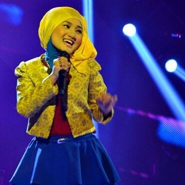 Percaya Gak? Artis Korea Ini Mirip Fatin Shidqia Lubis