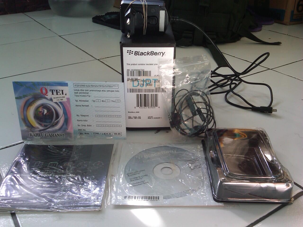 blackberry bold 9000 black ex garansi postel