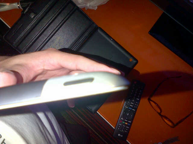 WTS IPAD 3 WHITE MULUS + GARANSI PANJANG + BANYAK BONUS ++ NYA....