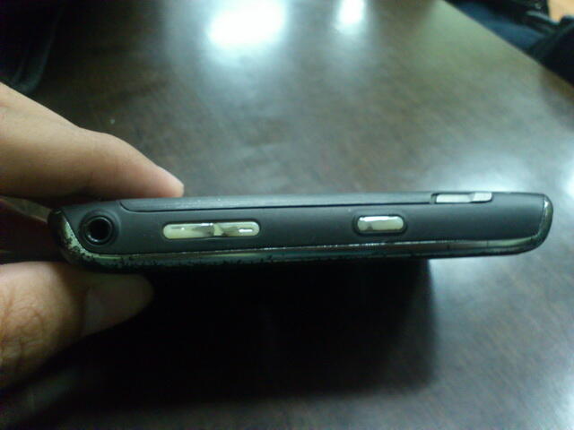 Blackberry Storm 1 murah