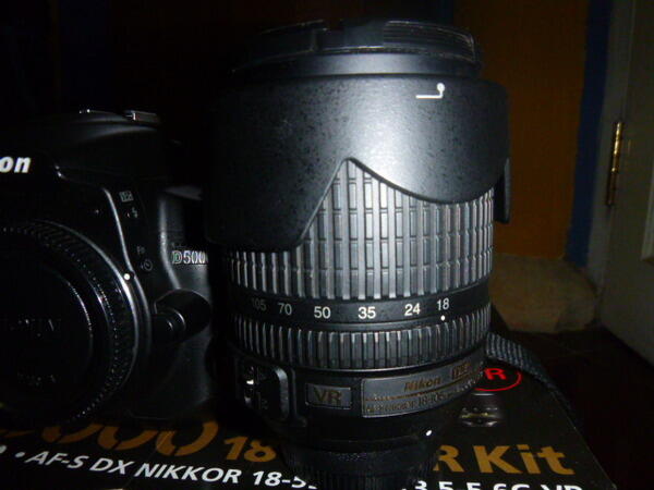 Jual Camera NIKON D5000 18-105 MM VR kinclong , mulus , normal