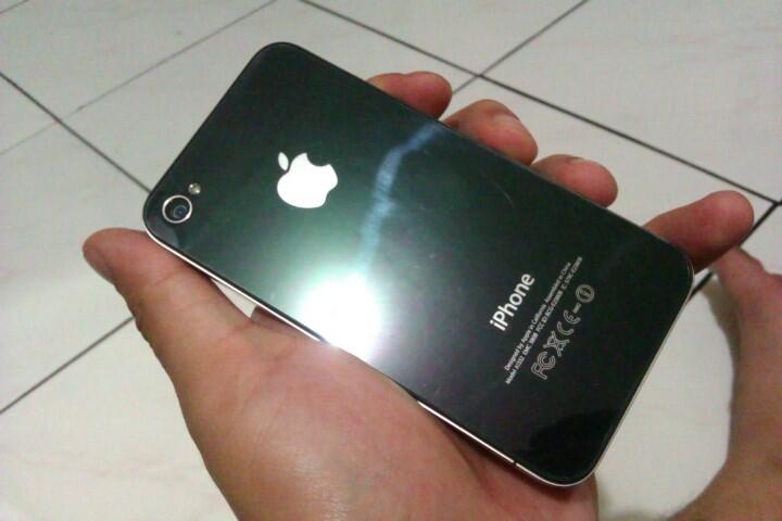 Iphone 4G FU hanya 2juta an!!!!! cod bandung. Stuk DFU MODE gan!!