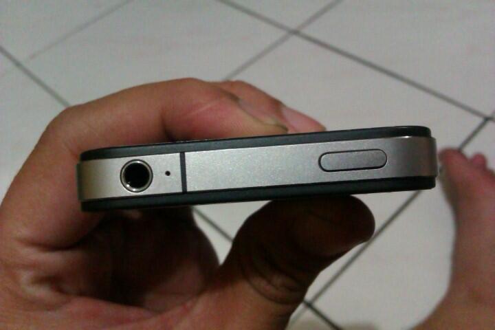 Iphone 4G FU hanya 2juta an!!!!! cod bandung. Stuk DFU MODE gan!!