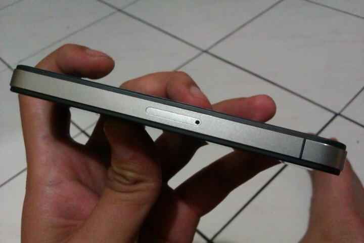 Iphone 4G FU hanya 2juta an!!!!! cod bandung. Stuk DFU MODE gan!!