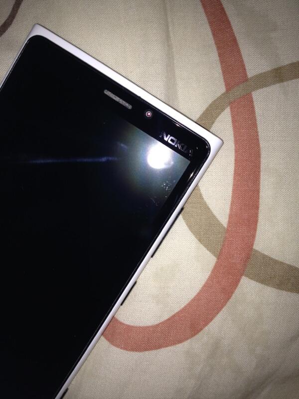 JUAL! Nokia Lumia 920, Kondisi 98%! Harga nego!!!