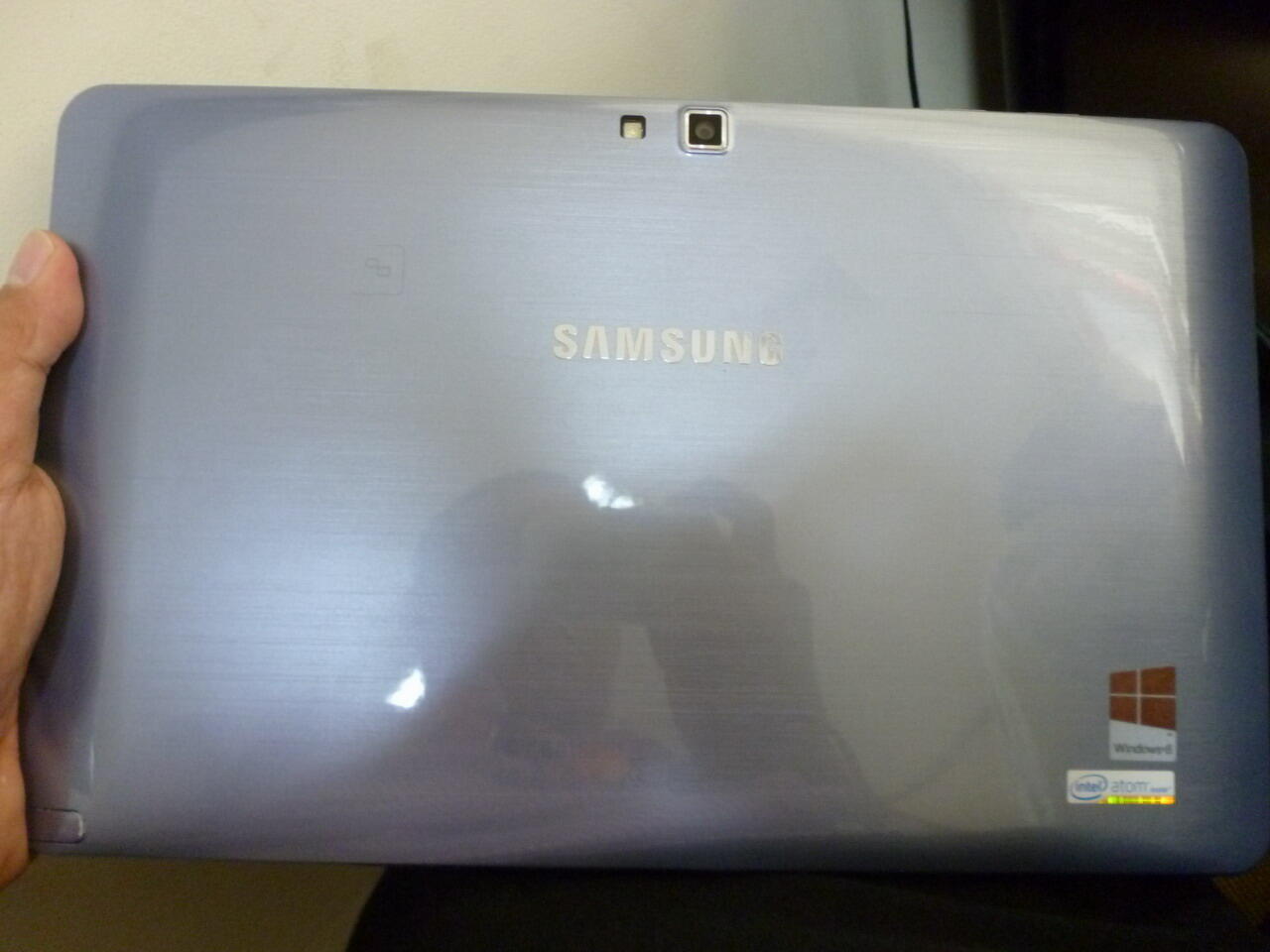 HEBOH ! MURAH !! Beli Samsung Ativ Smart PC dapat GRATIS POWER BANK 18.000MAH