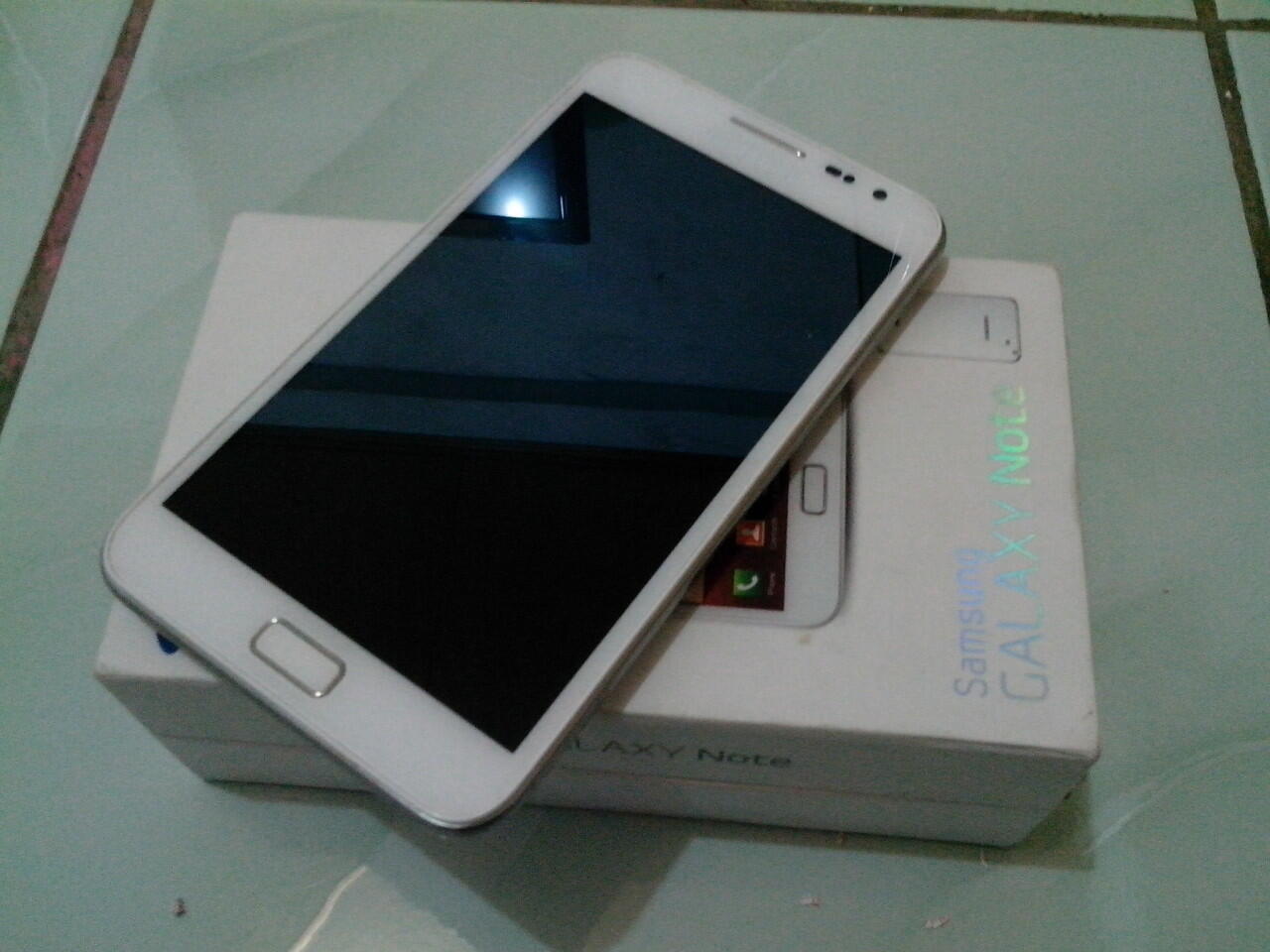galaxy note1 N-7000 white cramic murah nih gan beli deh yuch