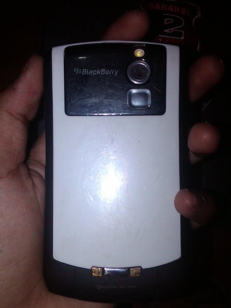 BB 8330 Esia 600rb NEGO