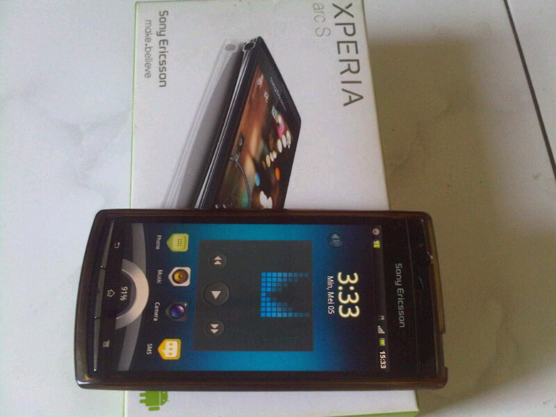 soner experia arc s Black