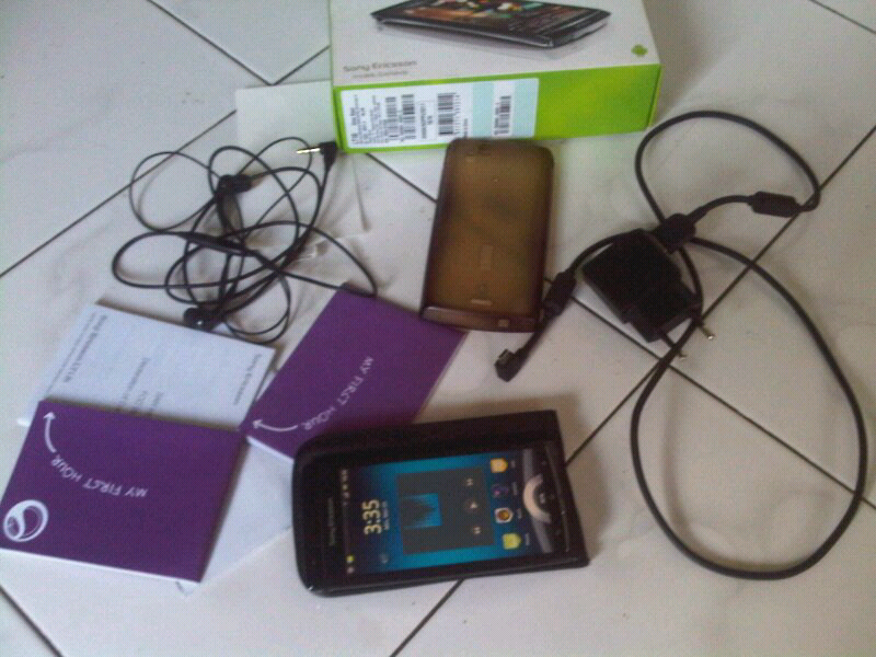 soner experia arc s Black
