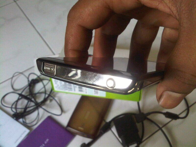 soner experia arc s Black