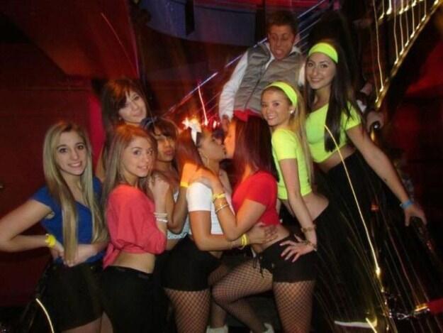 Arti Kumpulan Gambar: Lucu, Unik, Aneh?