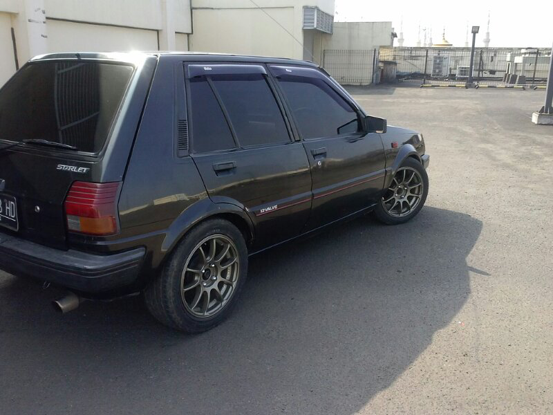 dijual toyota starlet se 1.3 th 1986/1987
