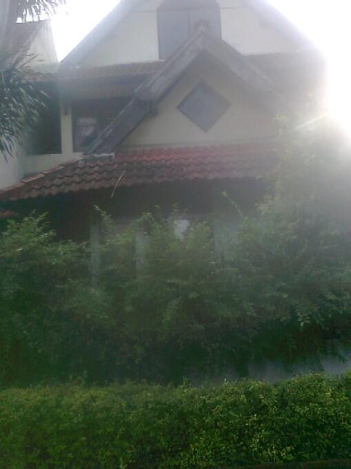 DIJUAL RUMAH HUNI DI BINTARO