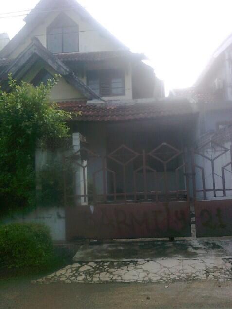 DIJUAL RUMAH HUNI DI BINTARO