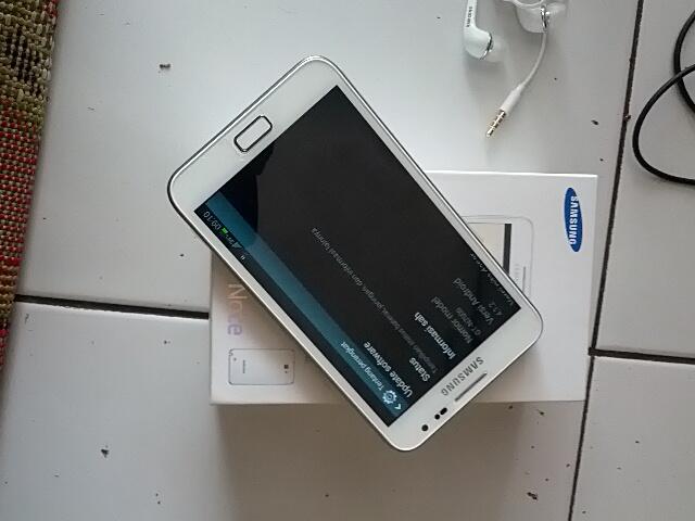 Samsung galaxy note 1 N7000 white like new