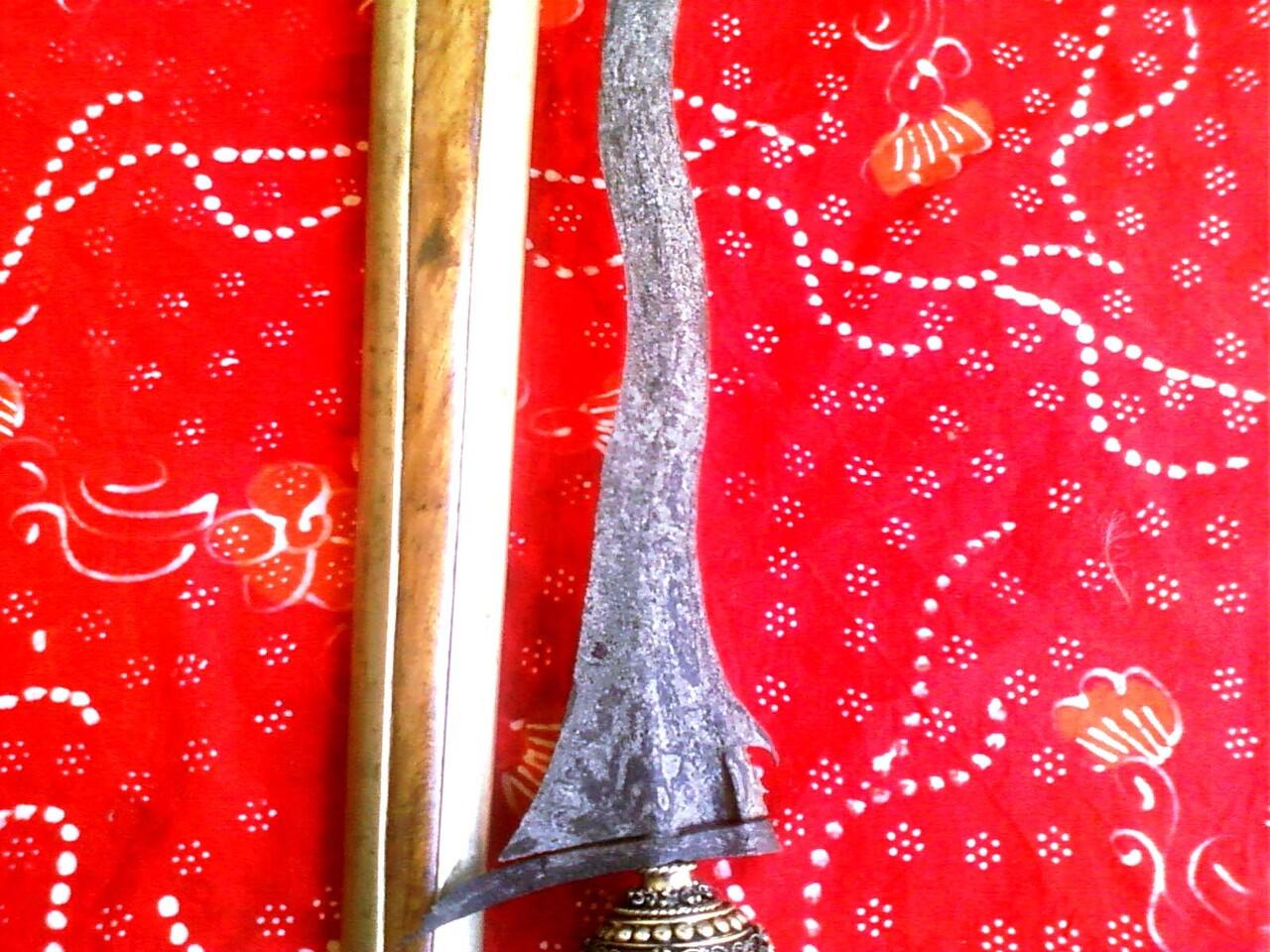 KERIS CARUBUK LUK 7 MOJOPAHIT