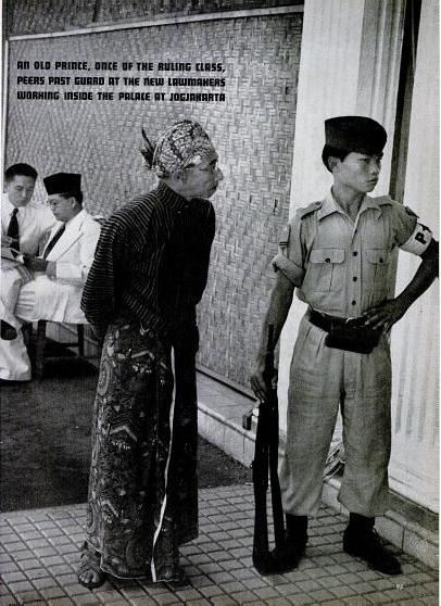 The New Nation of
Indonesia, Majalah LIFE- 13
Februari 1950 &#91;pict+++&#93;