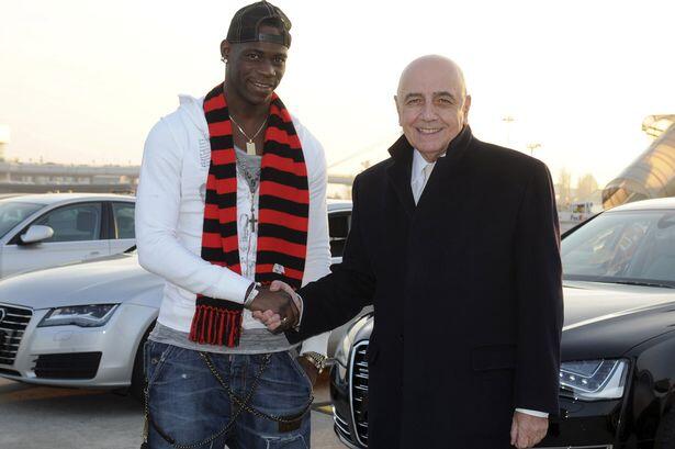 Inilah 4 Mobil Mewah Mario Balotelli 