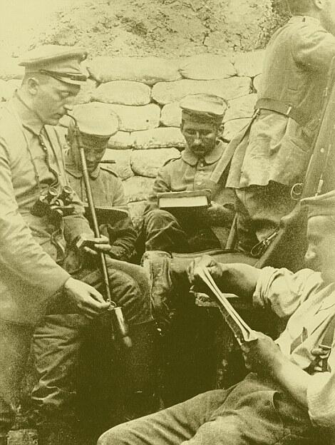 Foto-Foto Fosil Tentara German World War I