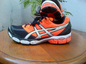 SEPATU RUNNING ASICS GEL CUMULUS 15 ORIGINAL MODEL TERBARU MURAH