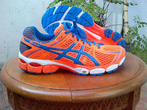 SEPATU RUNNING ASICS GEL CUMULUS 15 ORIGINAL MODEL TERBARU MURAH