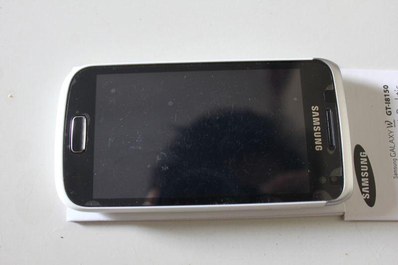 Samsung Galaxy Wonder - WHITE - Like NEW!!! MSH GARANSI