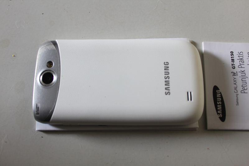 Samsung Galaxy Wonder - WHITE - Like NEW!!! MSH GARANSI