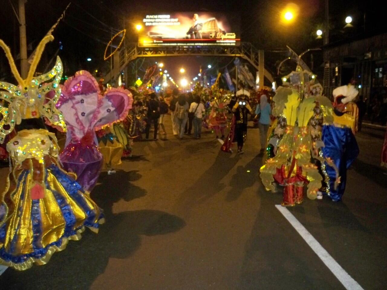 SEMARANG NIGHT CARNIVAL 2013