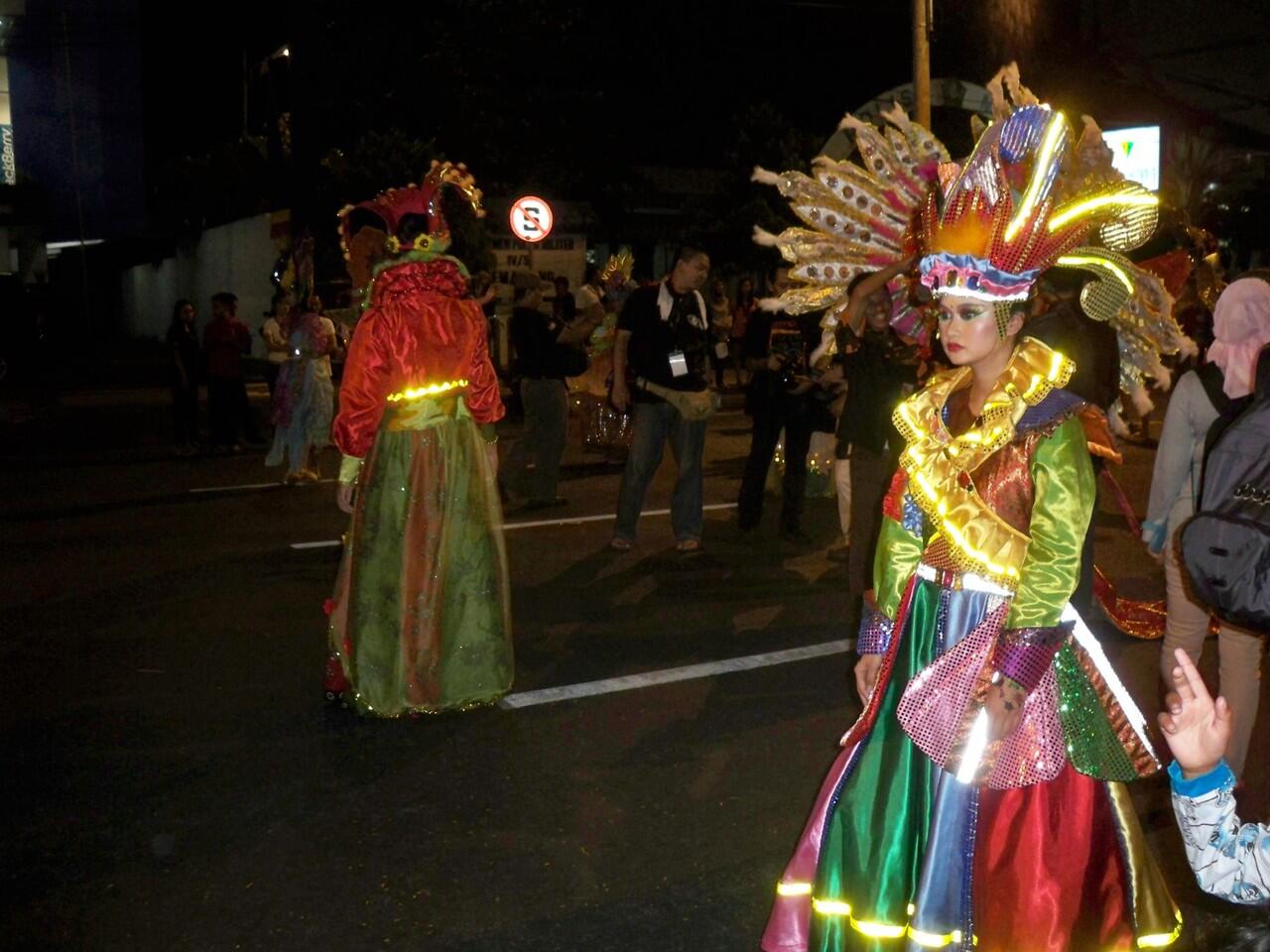 SEMARANG NIGHT CARNIVAL 2013