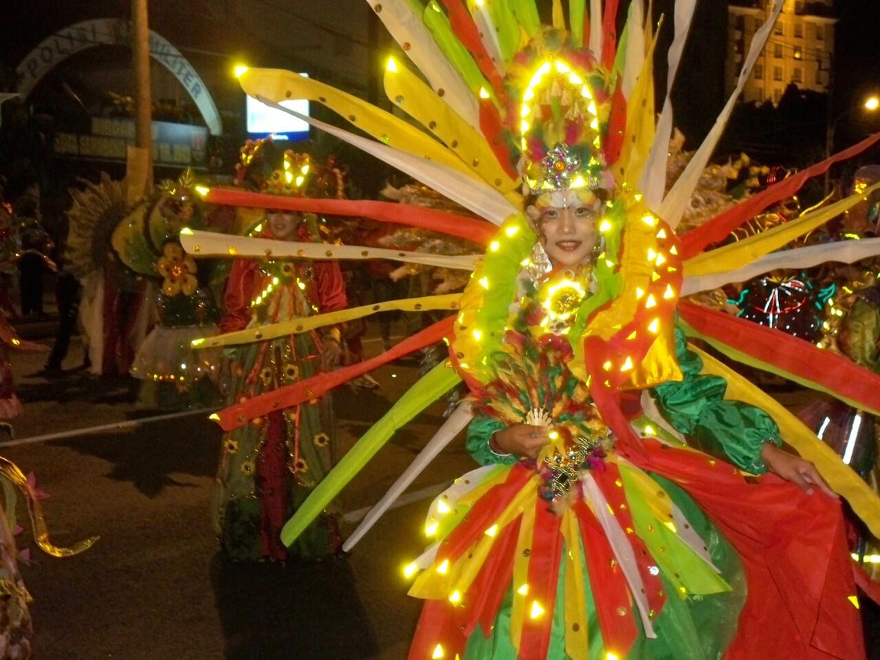 SEMARANG NIGHT CARNIVAL 2013