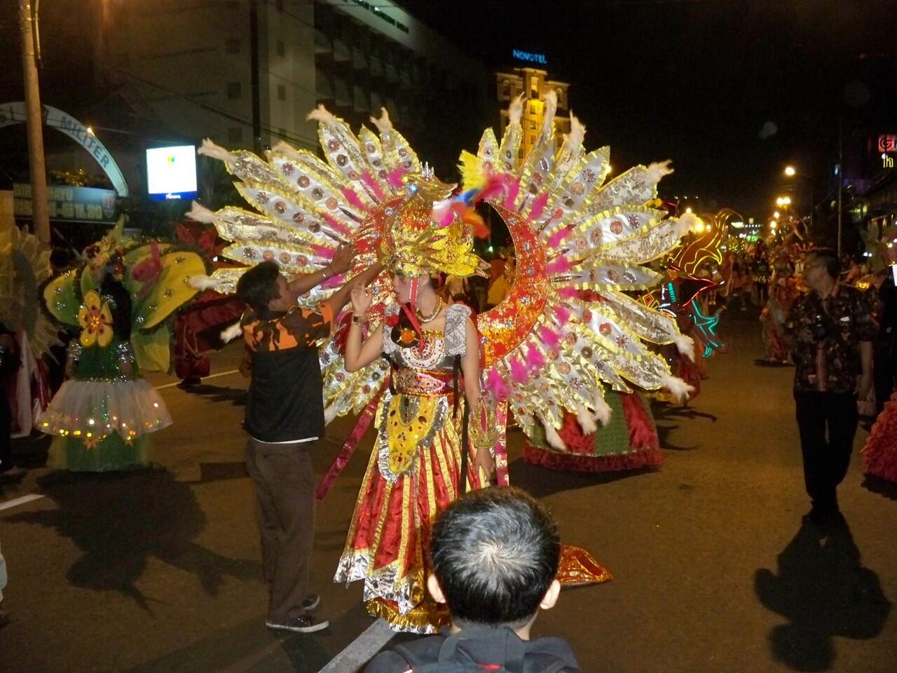 SEMARANG NIGHT CARNIVAL 2013