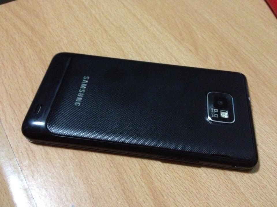 Jual Samsung Galaxy S2... Black.. Fullset.. Like New 99% !!!.. EX SEIN.. no Dent !!..