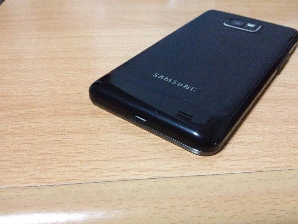 Jual Samsung Galaxy S2... Black.. Fullset.. Like New 99% !!!.. EX SEIN.. no Dent !!..